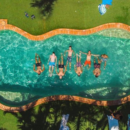 Budds In Surfers Backpackers Gold Coast Bagian luar foto