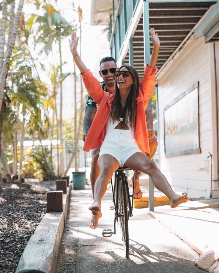 Budds In Surfers Backpackers Gold Coast Bagian luar foto