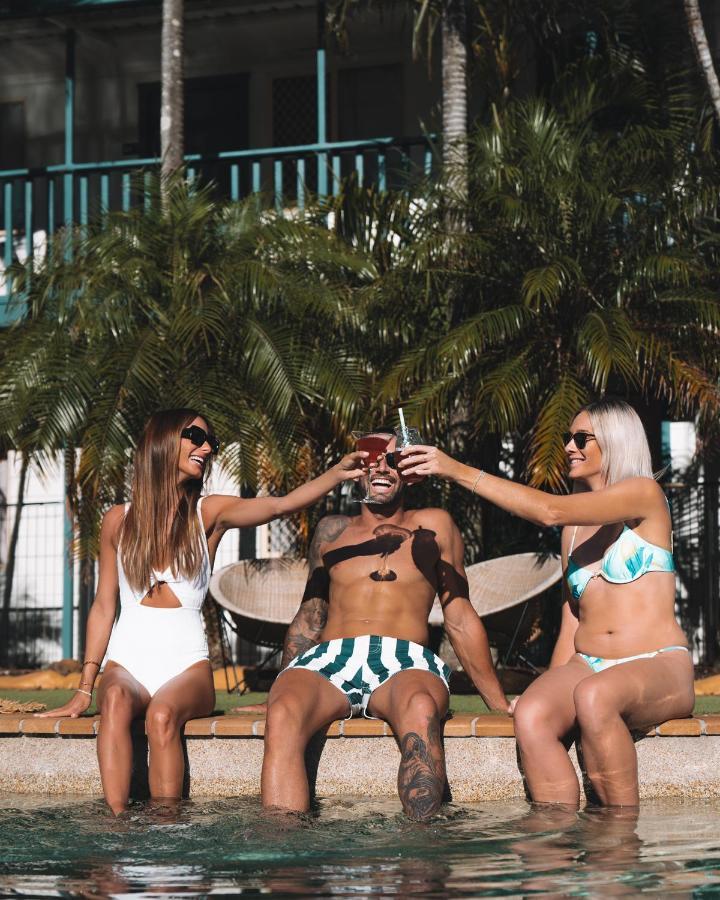 Budds In Surfers Backpackers Gold Coast Bagian luar foto