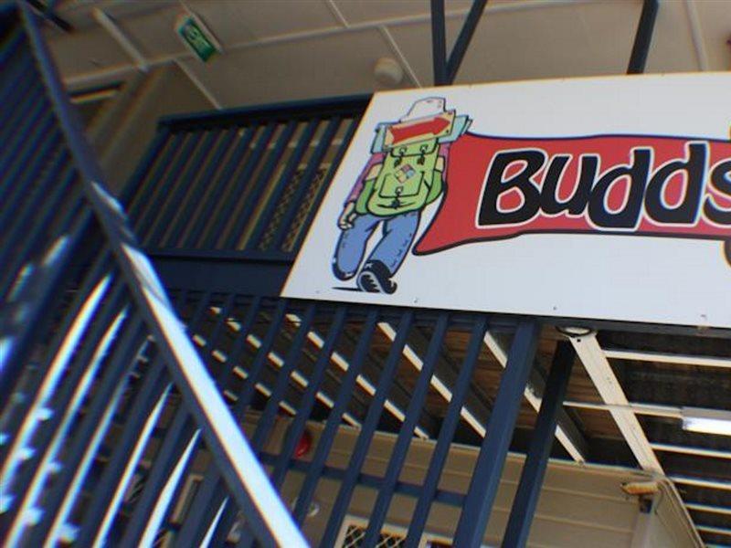 Budds In Surfers Backpackers Gold Coast Bagian luar foto