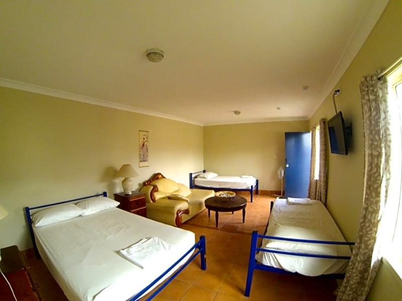 Budds In Surfers Backpackers Gold Coast Bagian luar foto